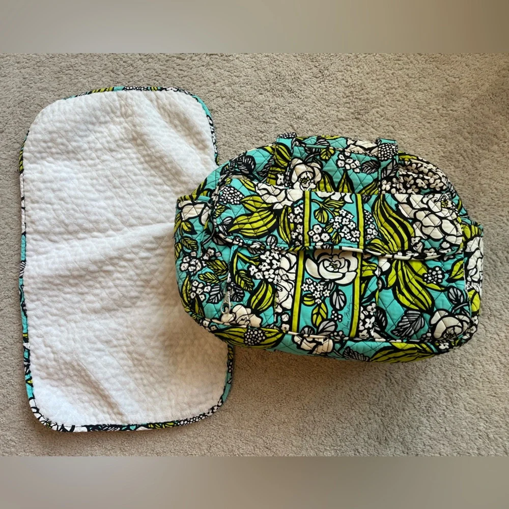 Vera Bradley Aqua and Green Quilted Baby Bag w/Changing Pad - Picture 4 of 8